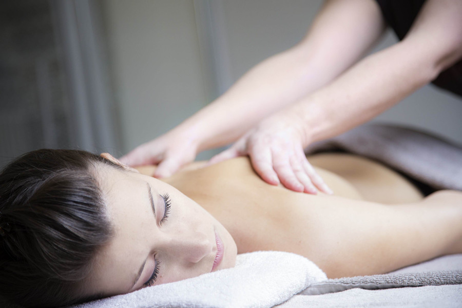 如果你想成為美容師，快來(lái)看看手法考核標(biāo)準(zhǔn)