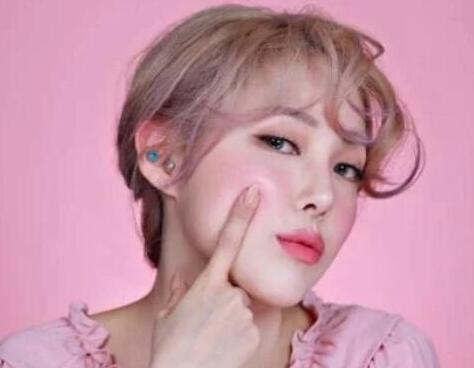 5分鐘化妝教程，讓你上班上學(xué)不遲到