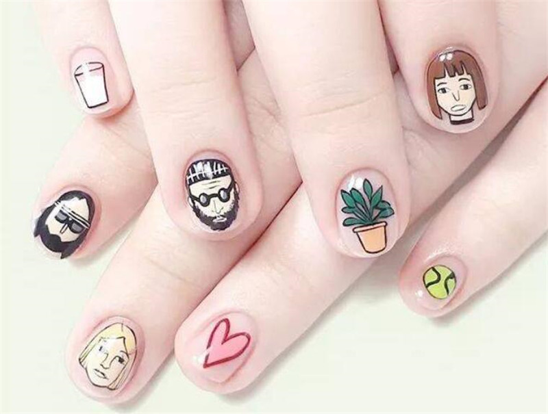 南寧美甲學(xué)校：美甲斷了怎么補救