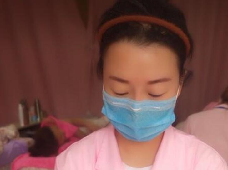 美容學(xué)員感言：謝謝，沒(méi)關(guān)系！