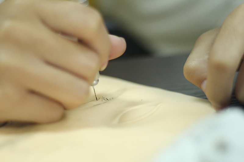 紋繡在假皮練習的技巧，南寧專業(yè)紋繡給你支招