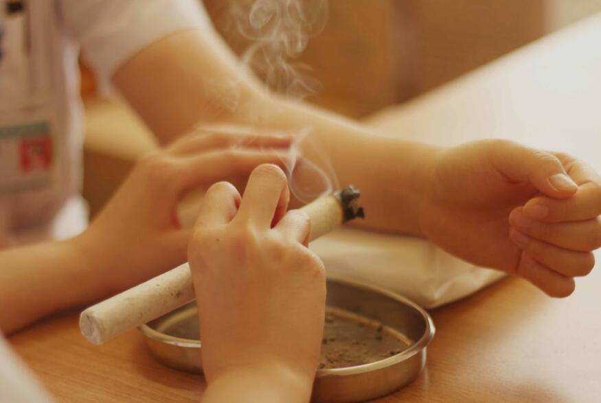 廣西南寧美容培訓(xùn)提醒你夏季艾灸好處多