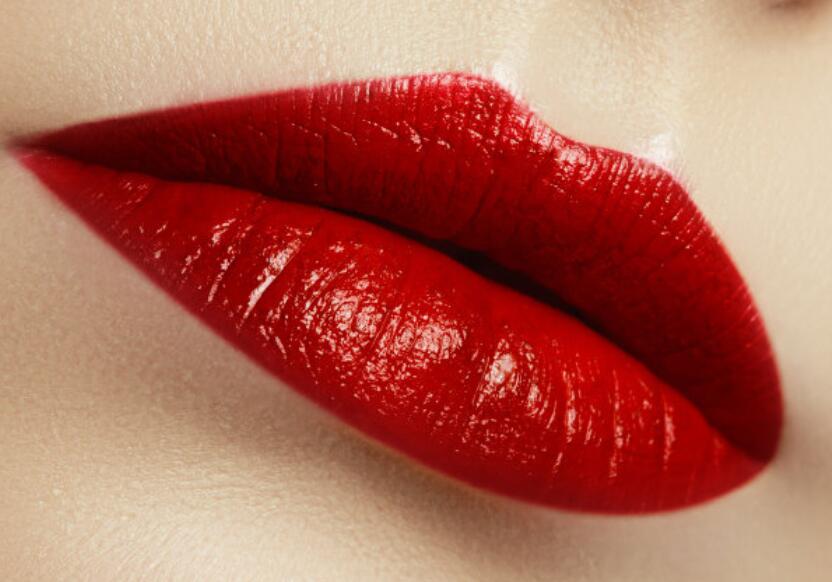 紋唇后不能吃哪些東西？快來看看廣西專業(yè)紋繡學(xué)學(xué)校怎么說