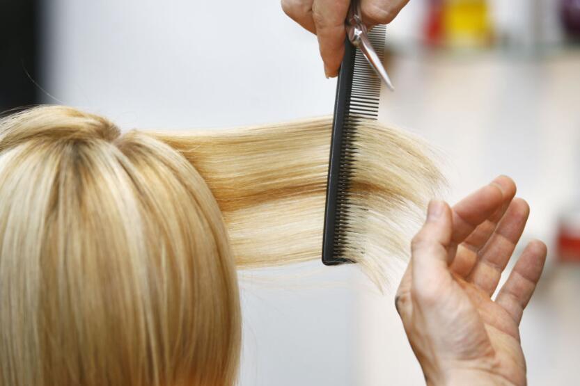 圓形長(zhǎng)發(fā)修剪技巧的筆記，廣西美發(fā)學(xué)校整理好了