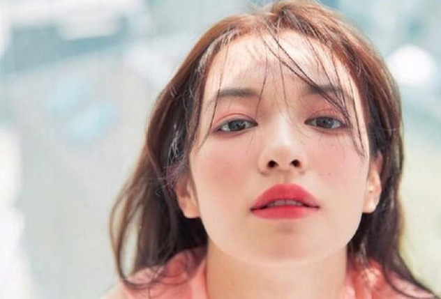 如何畫裸妝？快來南寧專業(yè)化妝學校學習