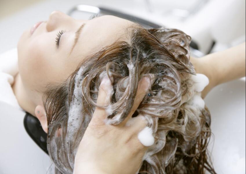 廣西美發(fā)熱搜：十大錯誤洗頭方法