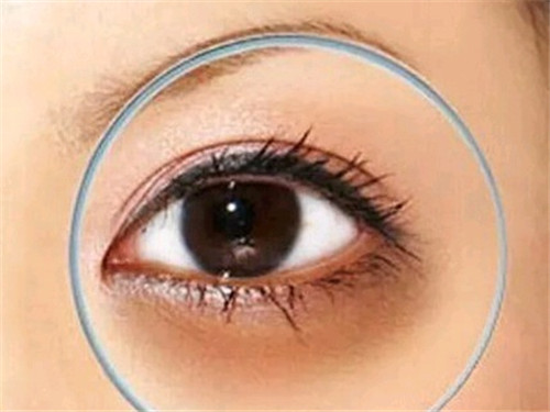 堪比PS的遮瑕教程，南寧學化妝的學校幫你找到了