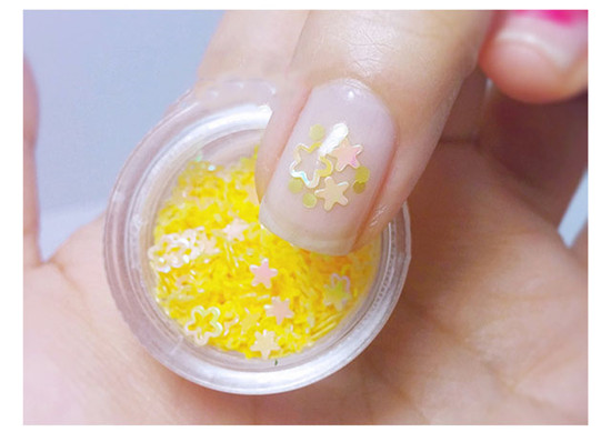 甜美圓法式美甲怎么畫(huà)？廣西美甲培訓(xùn)來(lái)教你