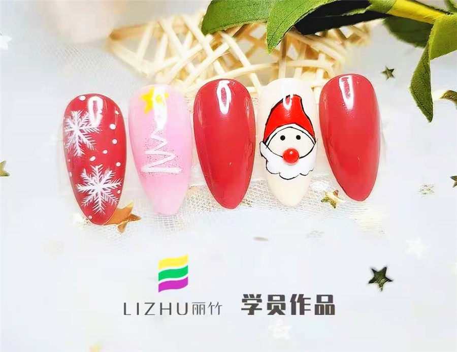 南寧專業(yè)美甲學(xué)校課堂美甲作品