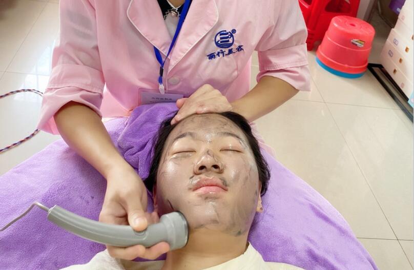 超聲波面部排毒的好處，南寧學美容的機構告訴你