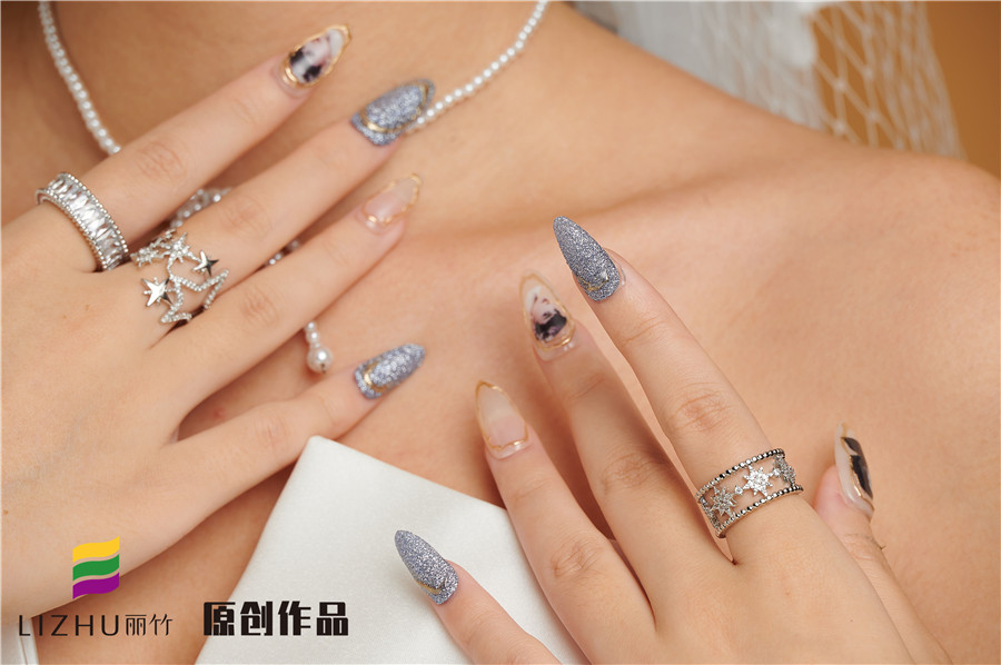 貼甲片能維持多久？廣西美甲基礎學校告訴你