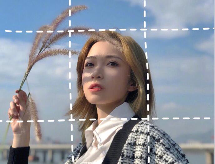 使用拍照構(gòu)圖妝容技巧，和廣西化妝培訓(xùn)班學(xué)習(xí)吧