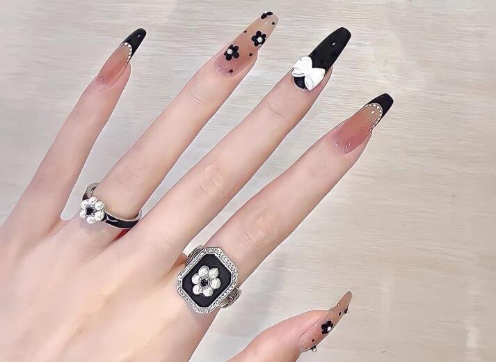 好看的延長甲款式，和南寧網(wǎng)紅美甲培訓(xùn)學(xué)