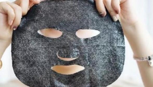 南寧美容護(hù)膚：如何在空調(diào)房快速補(bǔ)水？