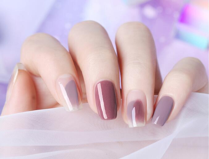 什么是跳色美甲？南寧學(xué)美甲的學(xué)校分享