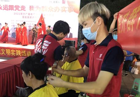 你合適剪短發(fā)嗎？廣西專業(yè)美發(fā)學(xué)校教你判斷