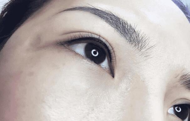 如何紋出適合自己的美瞳線？廣西紋繡學(xué)校手把手教你