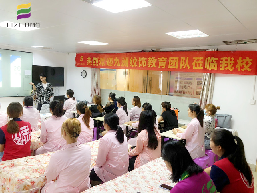 紋繡師的職業(yè)道德？南寧學(xué)紋繡的學(xué)校幫你總結(jié)