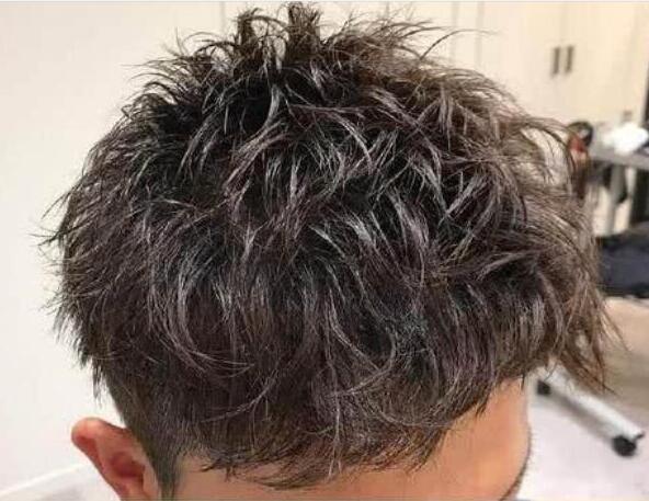 定位燙和紋理燙的區(qū)別，南寧專(zhuān)業(yè)燙染培訓(xùn)班講給你聽(tīng)