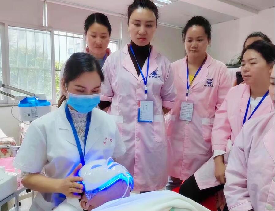 如何使用美容儀器小氣泡？南寧美容培訓班教你方法