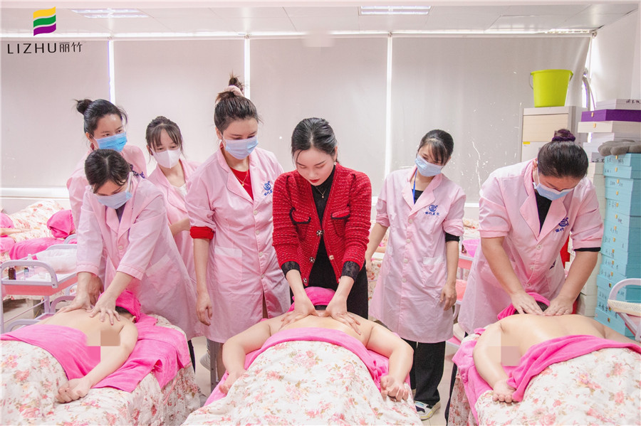 背部疏通的好處，廣西美容養(yǎng)生培學校告訴你