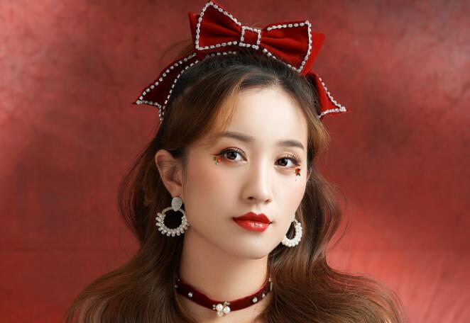 甜美約會(huì)妝教程，南寧化妝培訓(xùn)專業(yè)分享