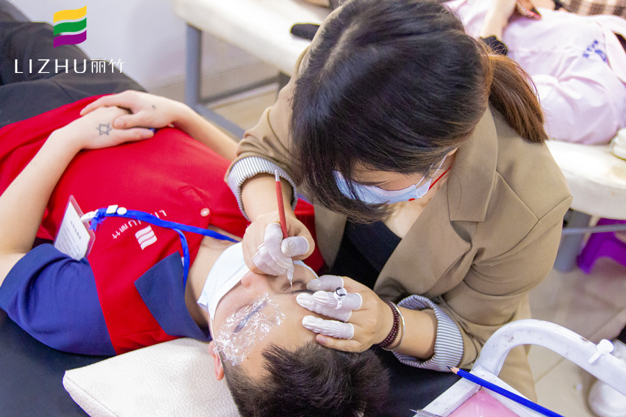 紋眉操作5大技巧，南寧紋繡技巧分享