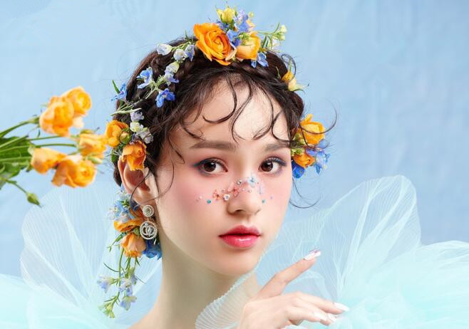 田園風(fēng)新娘有哪些特點(diǎn)？廣西教新娘妝的學(xué)校分享給你