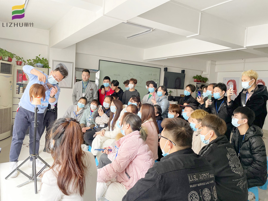 南寧女士剪發(fā)課程分享：女士剪裁班課程