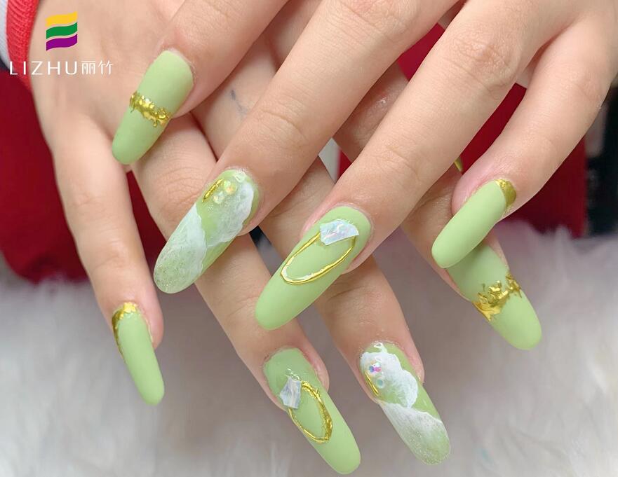 怎么挑選適合的指甲油顏色？南寧美甲基礎(chǔ)教程