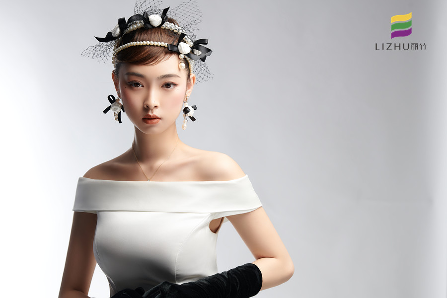 為什么新娘妝顯老？廣西彩妝教材給你分析