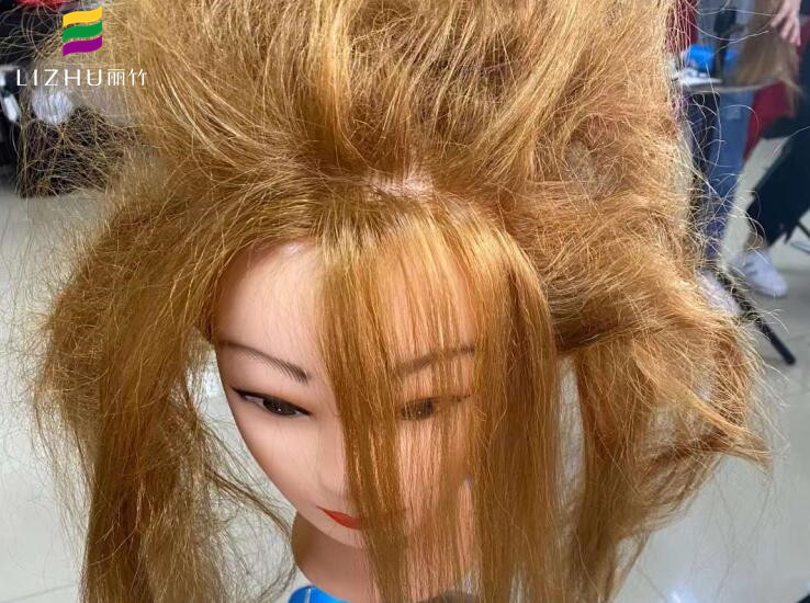 發(fā)干枯毛躁該怎么處理？廣西美發(fā)教基礎(chǔ)教學(xué)