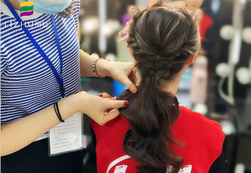 南寧學(xué)化妝盤發(fā)培訓(xùn)詳細課程分享