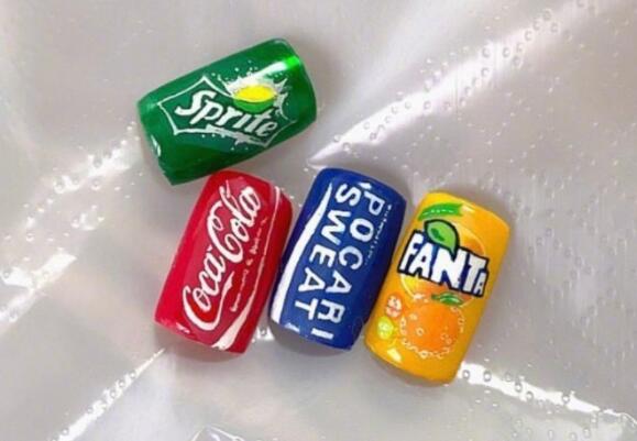 分享創(chuàng)意美甲圖片欣賞，告訴你南寧教美甲哪里好