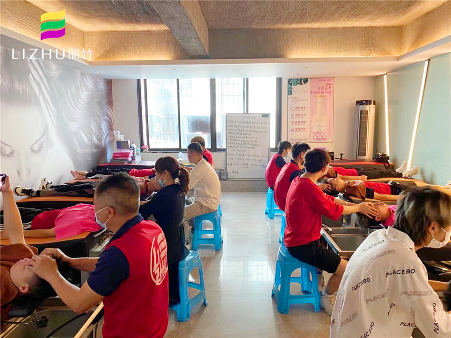 做頭療的好處，快來(lái)廣西頭療養(yǎng)發(fā)培訓(xùn)班學(xué)習(xí)