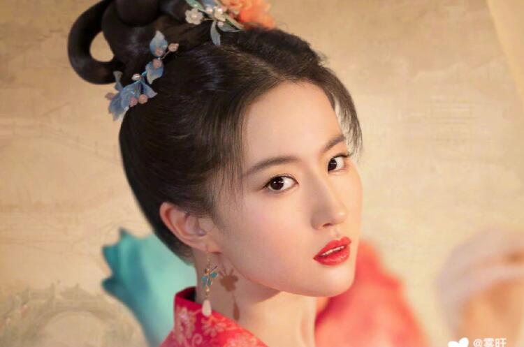 新中式國風(fēng)眼妝 ，廣西專業(yè)正規(guī)彩妝培訓(xùn)學(xué)校課程