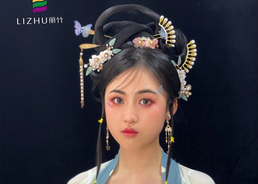 古代漢服造型，展現(xiàn)南寧有實力的彩妝學(xué)校