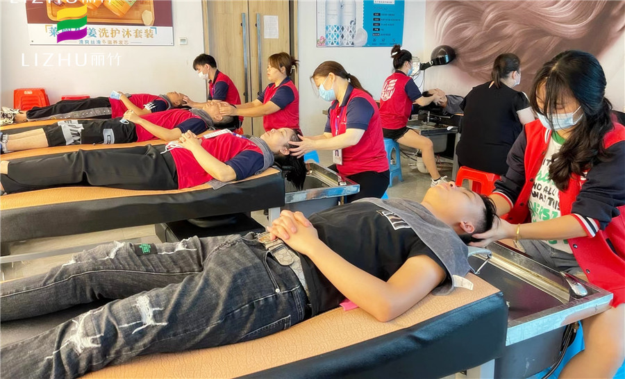 泰式洗頭和中式洗頭的區(qū)別，南寧美發(fā)洗護(hù)培訓(xùn)課程