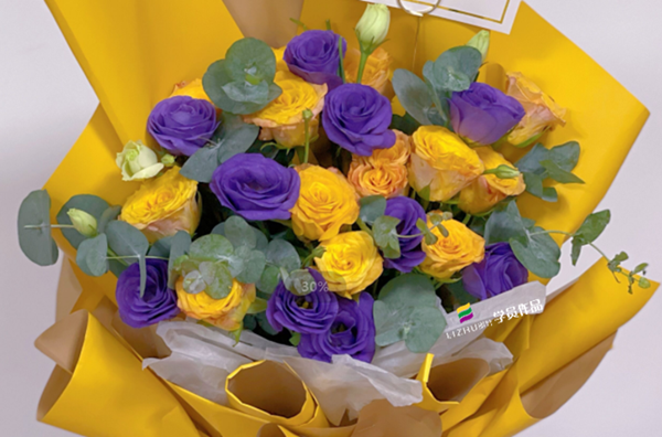 玫瑰花束圖片，學員告訴你南寧學插花要多久
