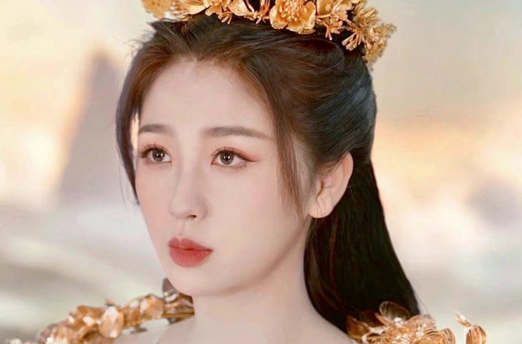 息山神女的眼妝教程，真的又仙又御