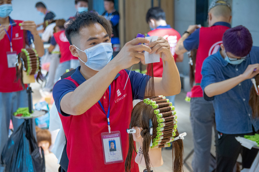 美發(fā)新手上杠，南寧燙染培訓(xùn)基礎(chǔ)