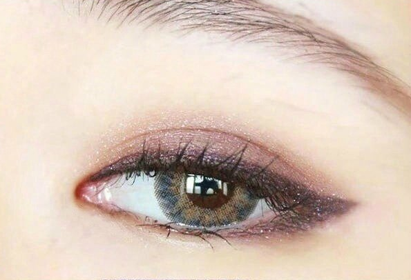 眼妝怎么畫好看又自然？南寧基礎教眼妝