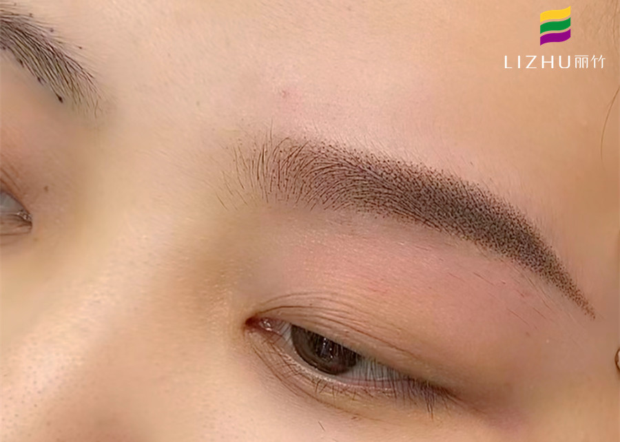 廣西學(xué)紋繡專業(yè)：紋眉過后顏色過深怎么辦？