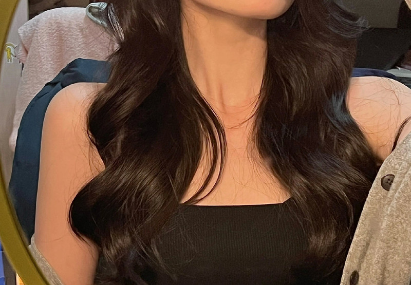 如何用電棒卷出氛圍感卷發(fā)？廣西燙染學(xué)校教你