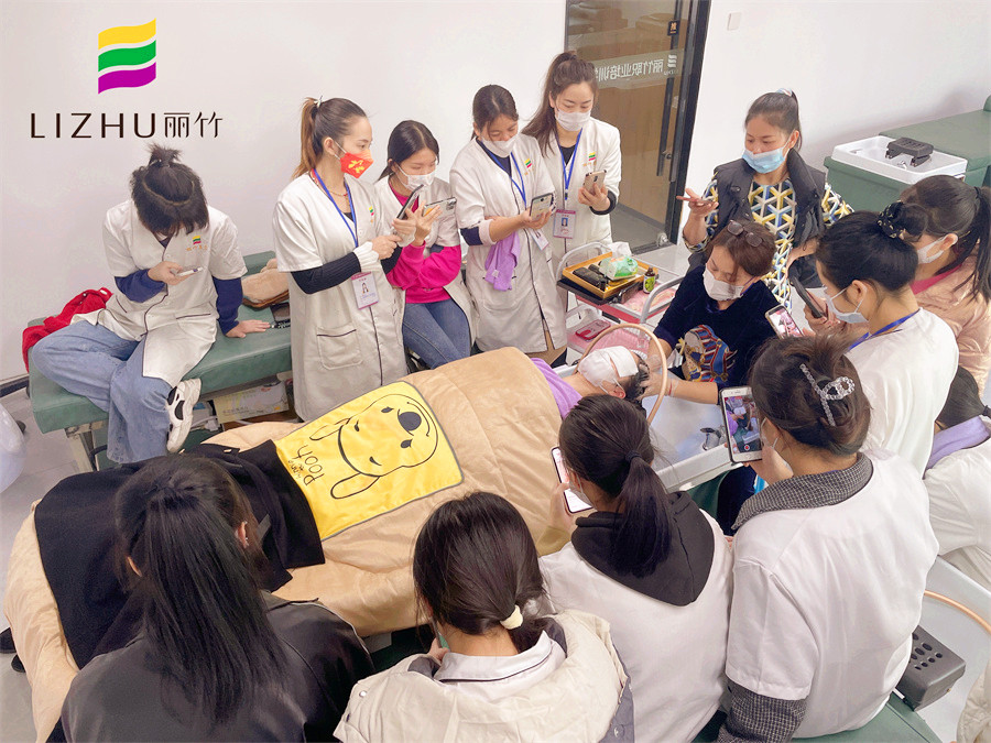 南寧養(yǎng)生頭療洗護(hù)課程 ，麗竹學(xué)校美容專業(yè)內(nèi)容