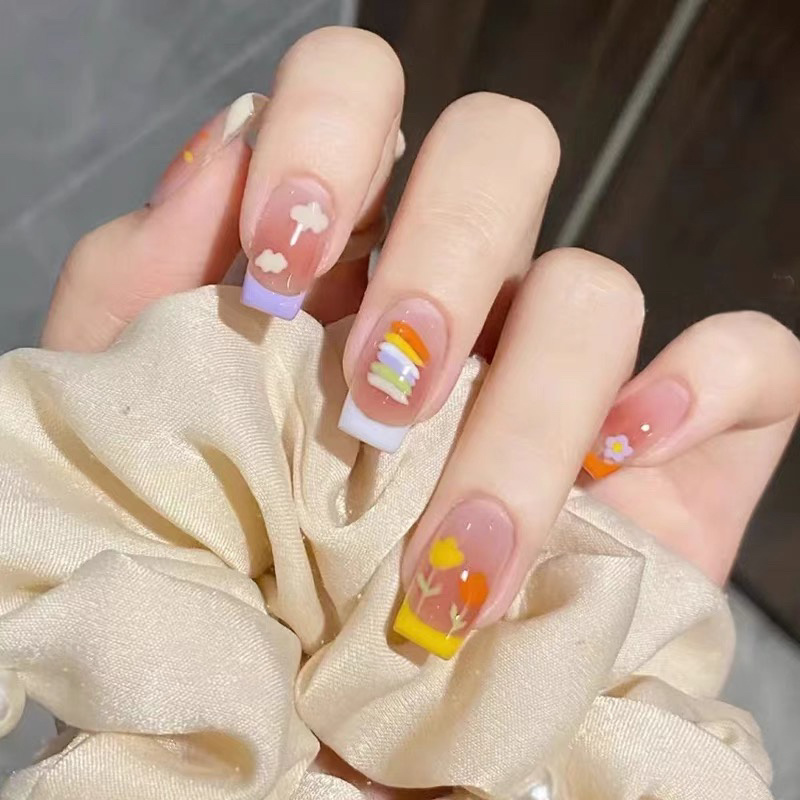 適合夏日做的短甲美甲，南寧美甲學習中心收集