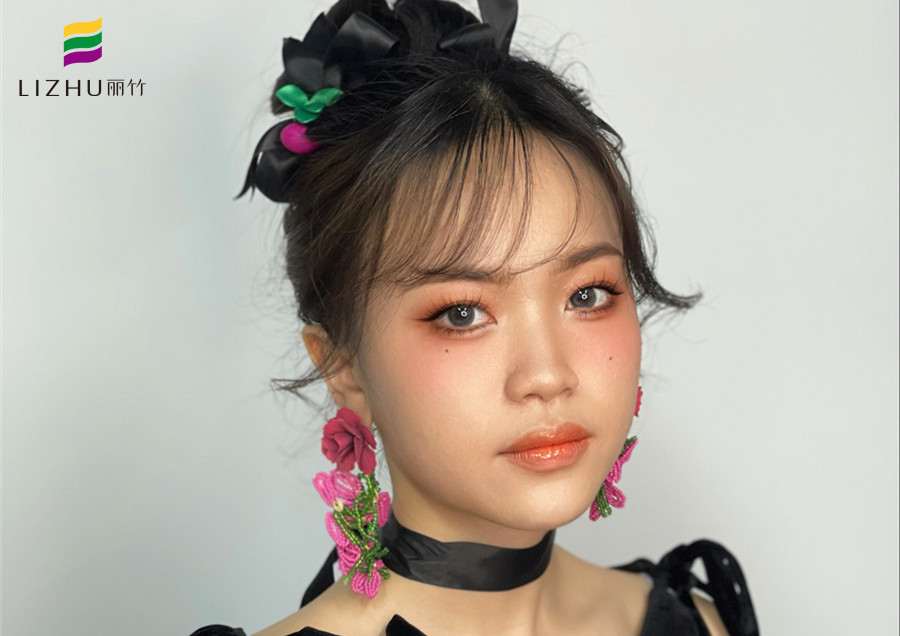 復(fù)古禮服造型，南寧化妝學(xué)校推薦