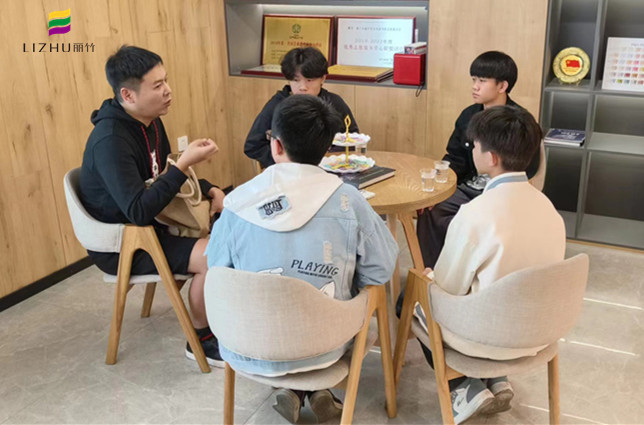 南寧美發(fā)學校畢業(yè)就業(yè) | 南寧美發(fā)行業(yè)發(fā)展前景