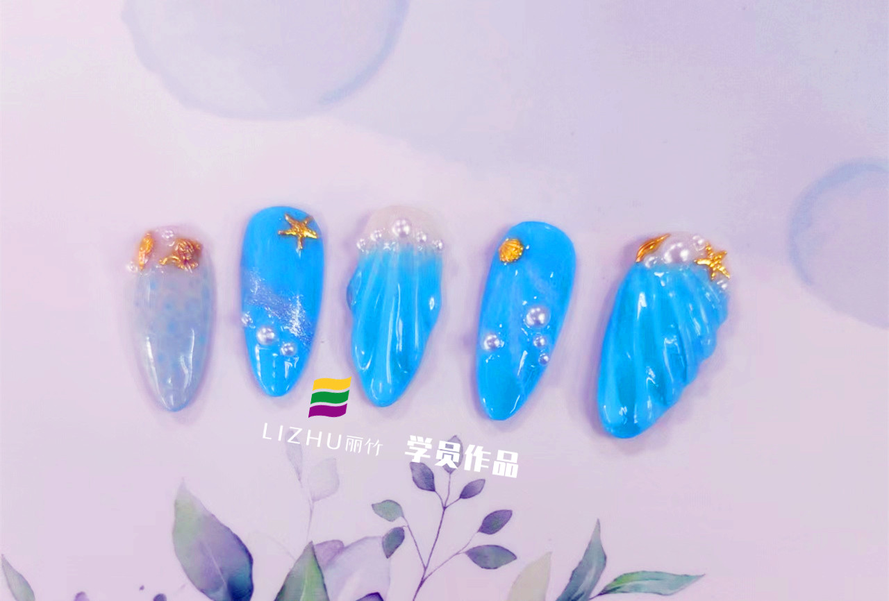 美甲工具使用：美甲金屬飾品操作技巧