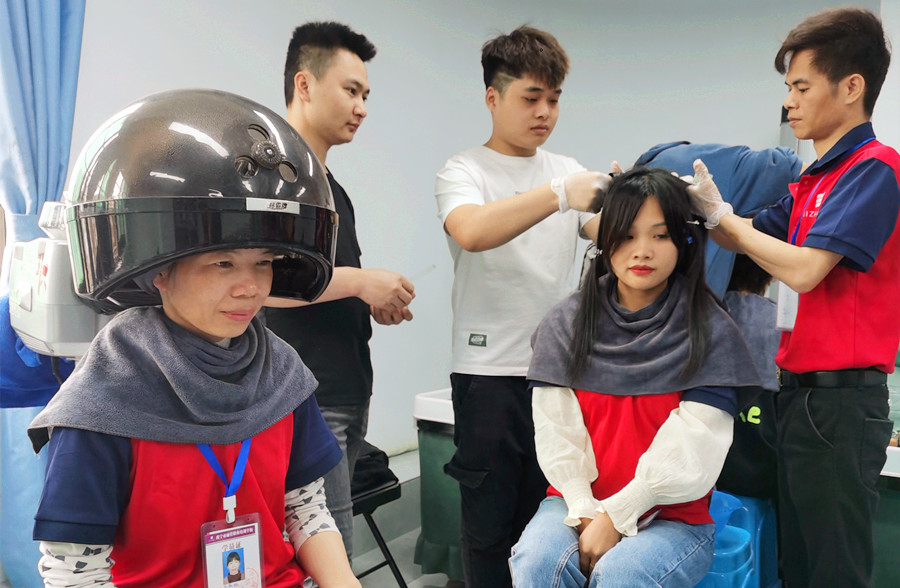 美發(fā)焗油的好處，南寧美發(fā)管理學(xué)校講解